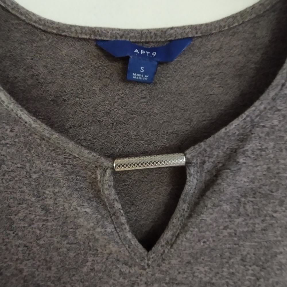 EUC Apt 9 Gray Rose Gold Women's Top Shirt With Silver Embellishment SMALL - Picture 3 of 7